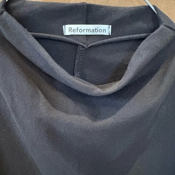 Reformation Black Sleeveless Blouse - Picture 3 of 3